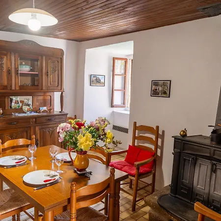 L'oustal De Julie 3 Personnes Holiday home Laval-du-Tarn