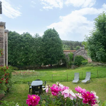 Holiday home L'oustal De Julie 3 Personnes
