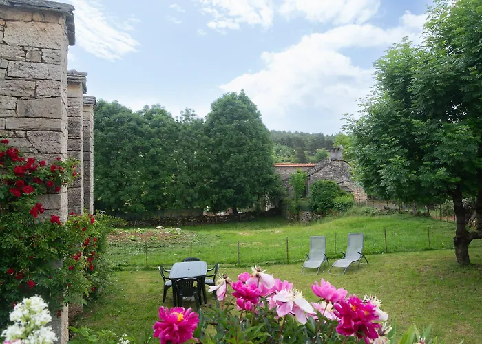 Holiday home L'oustal De Julie 3 Personnes